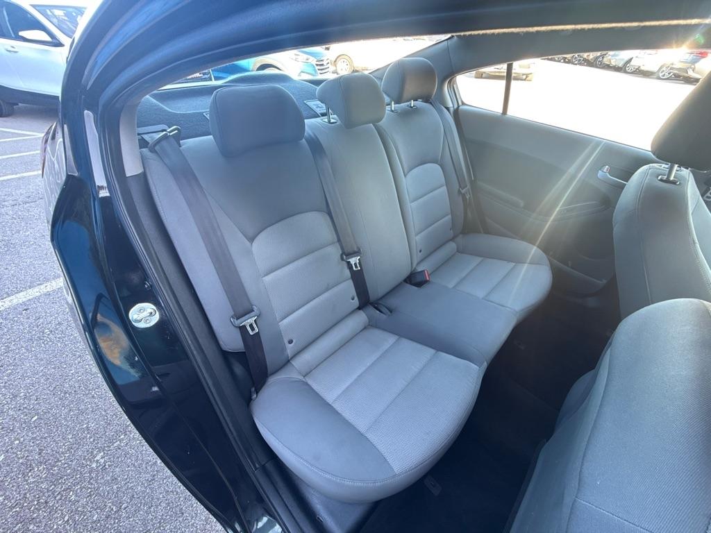 Kia Forte LX 4D Sedan 2017