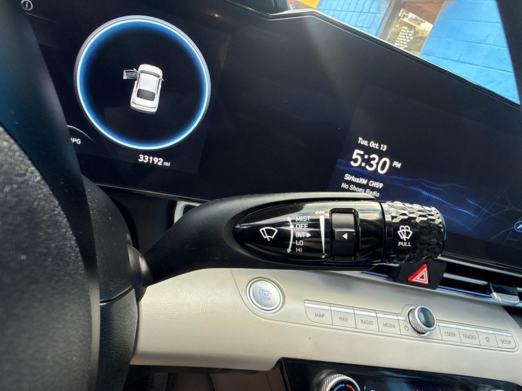 Hyundai Elantra  2024