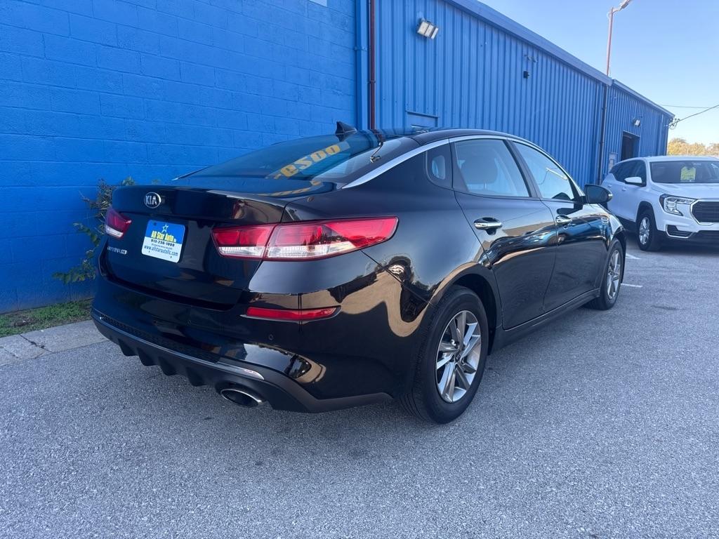 Kia Optima  2019