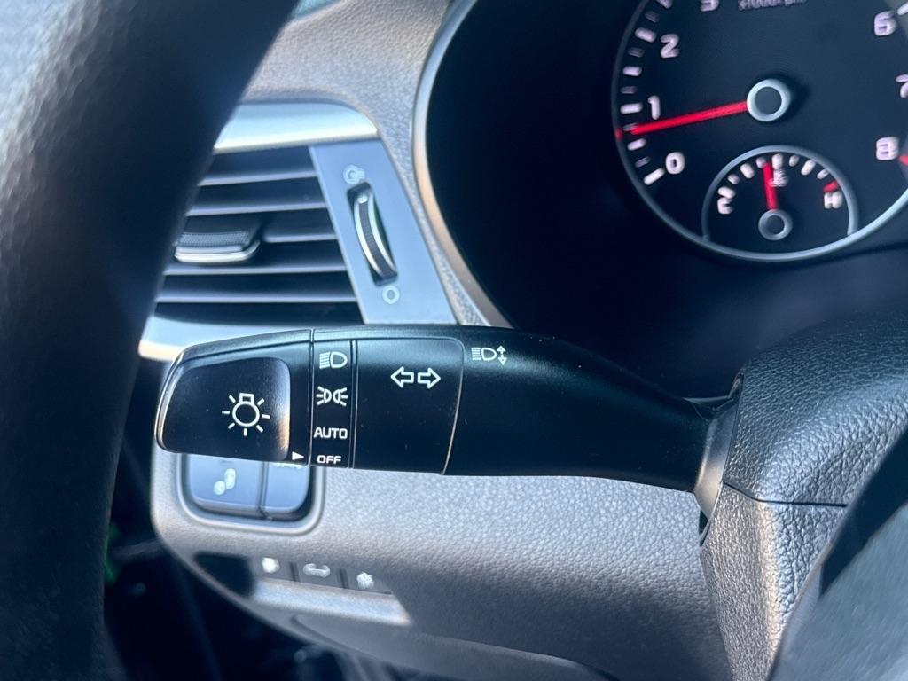 Kia Optima  2019