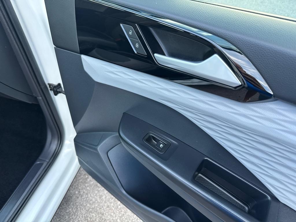 Volkswagen Taos S FWD 2023