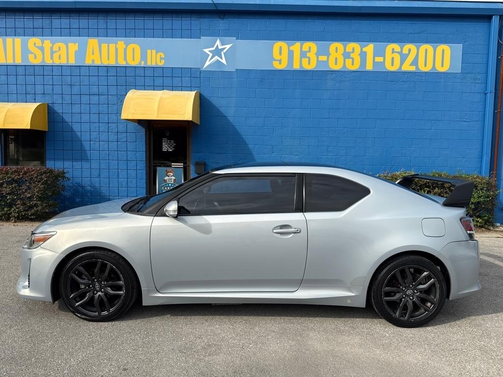 Scion tC 10 Series 2D Hatchback 2014
