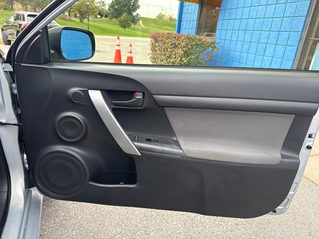 Scion tC 10 Series 2D Hatchback 2014
