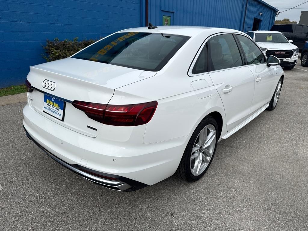 Audi A4 Sedan  2023