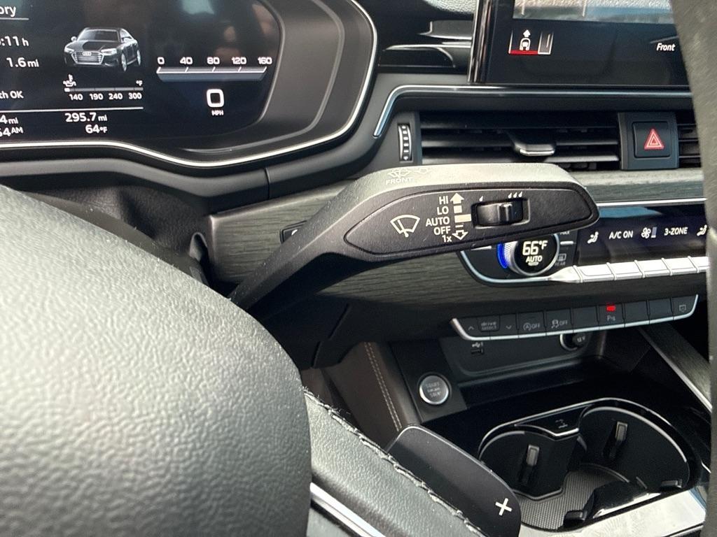 Audi A4 Sedan  2023