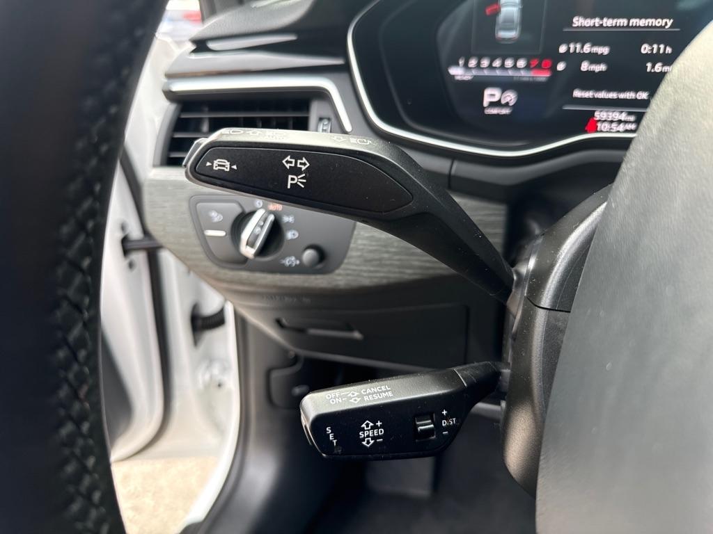 Audi A4 Sedan  2023