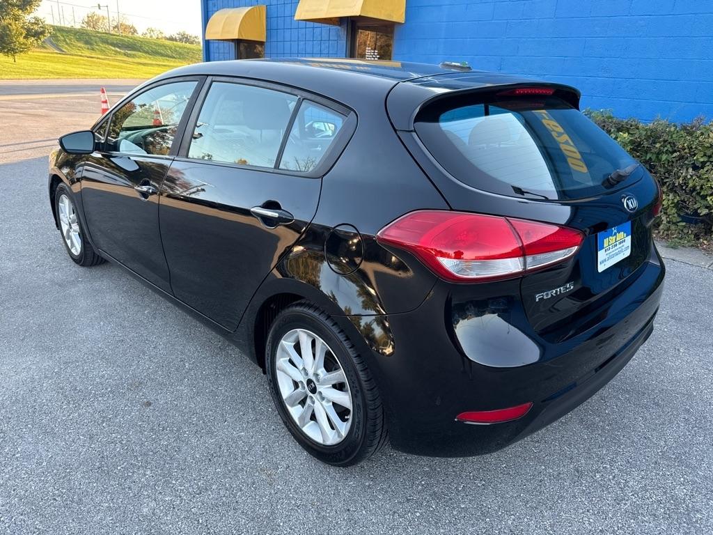 Kia Forte5  2017