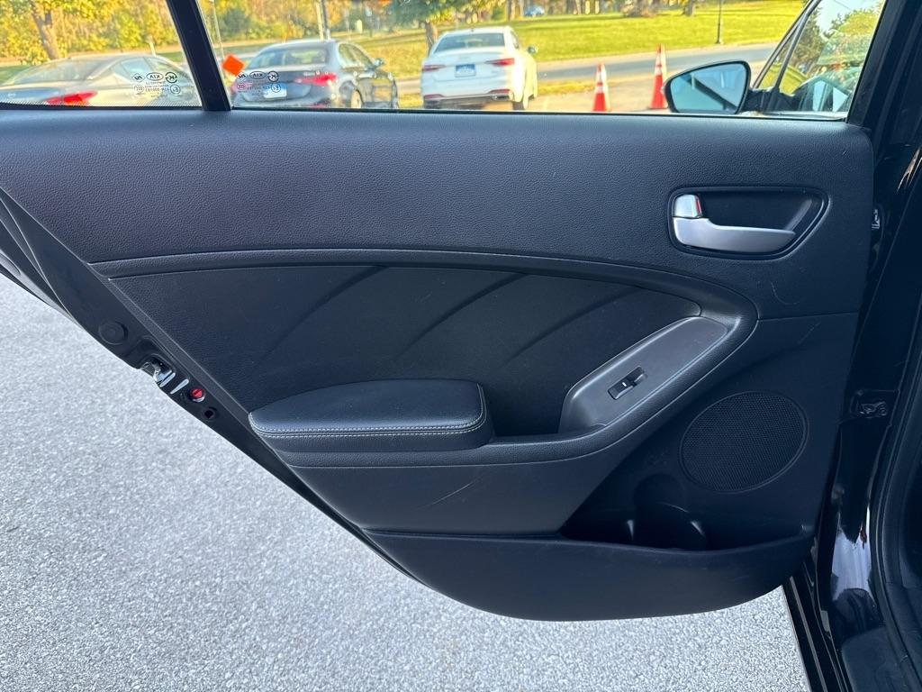 Kia Forte5  2017