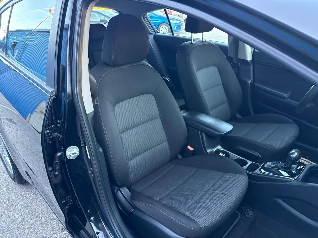 Kia Forte5  2017