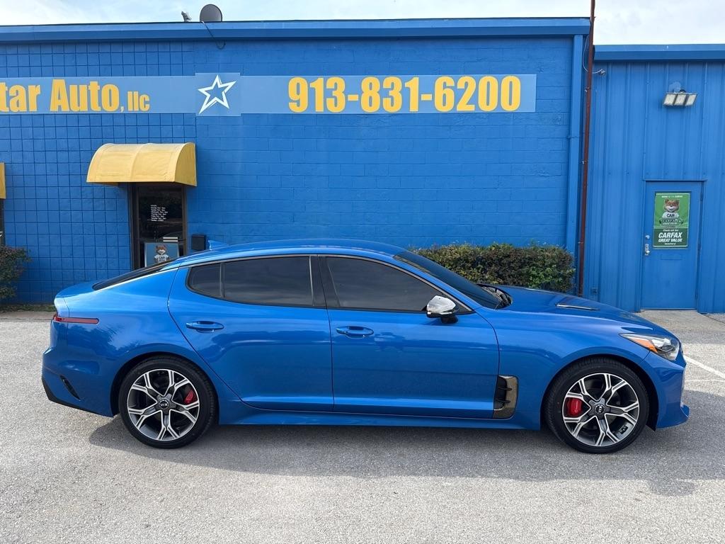 Kia Stinger  2019