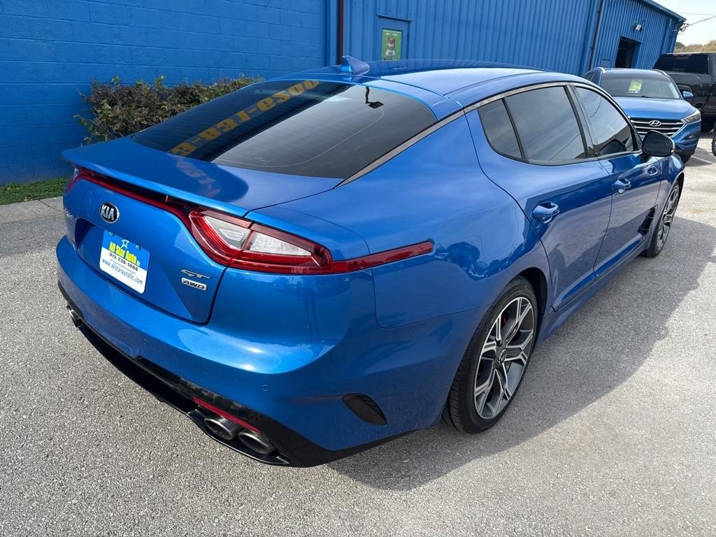 Kia Stinger  2019