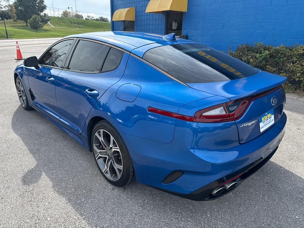 Kia Stinger  2019