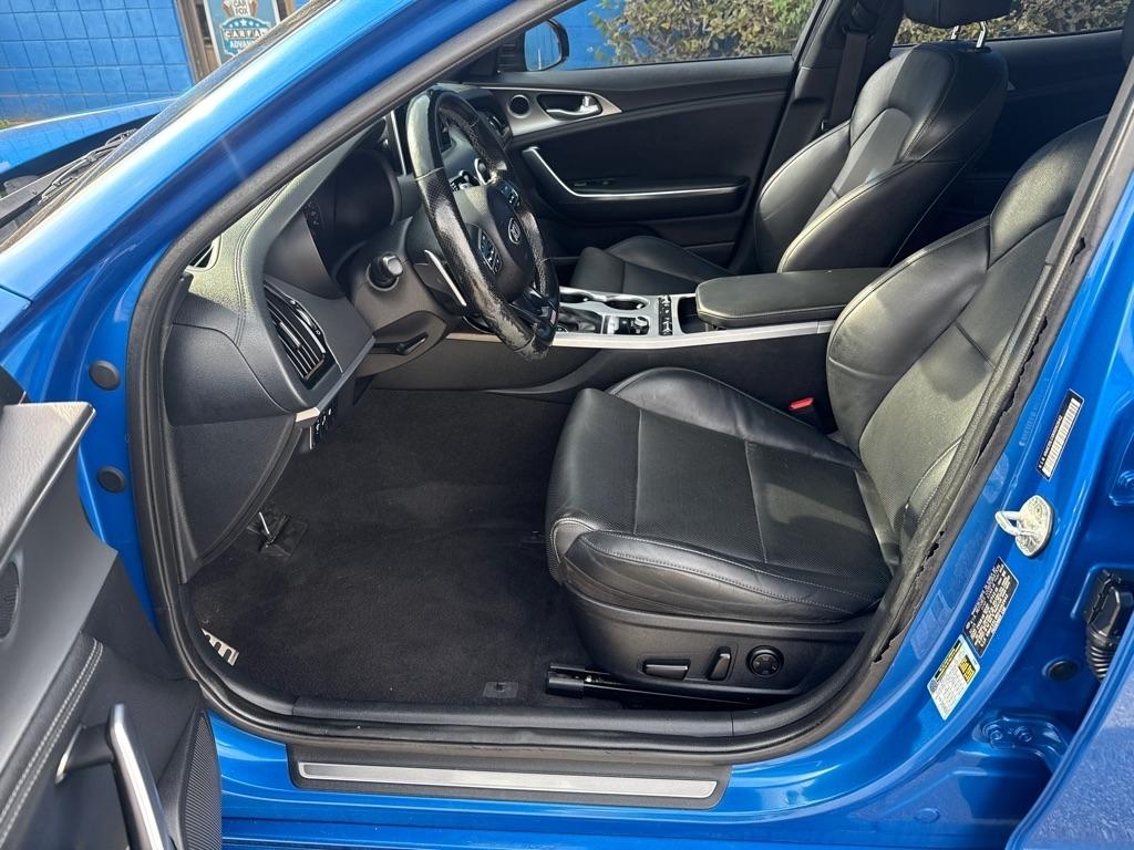Kia Stinger  2019