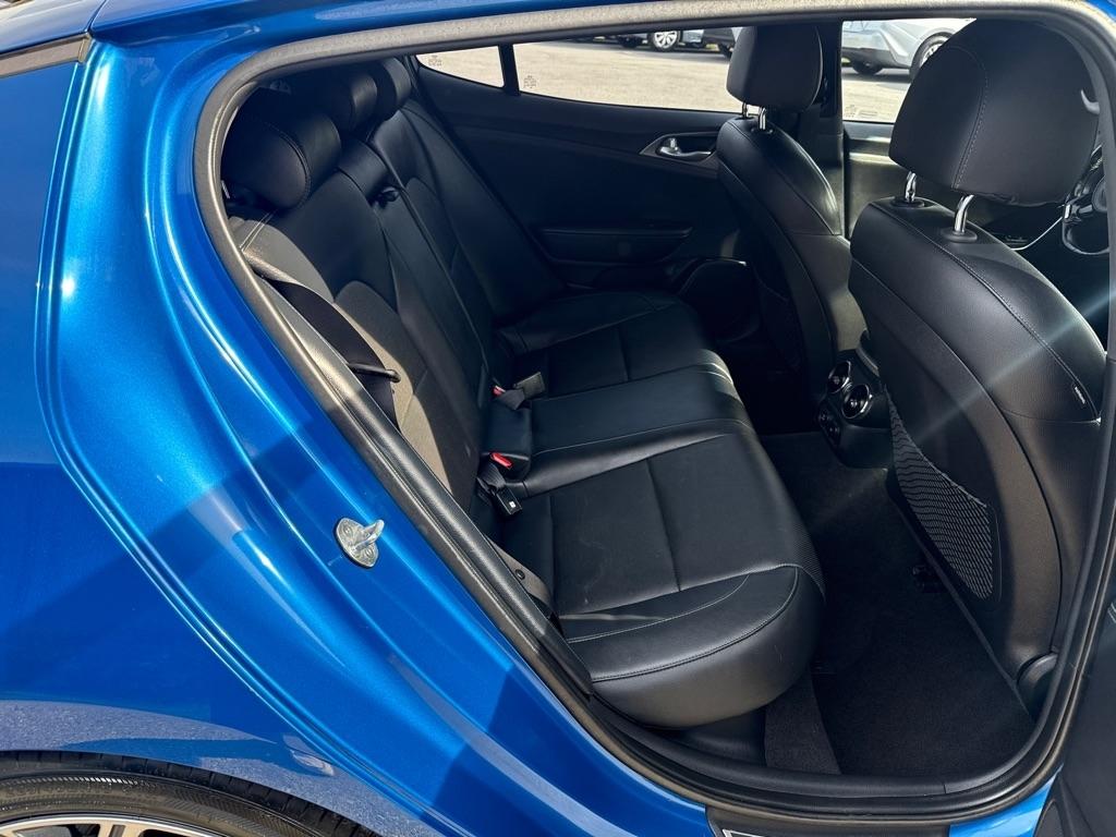 Kia Stinger  2019