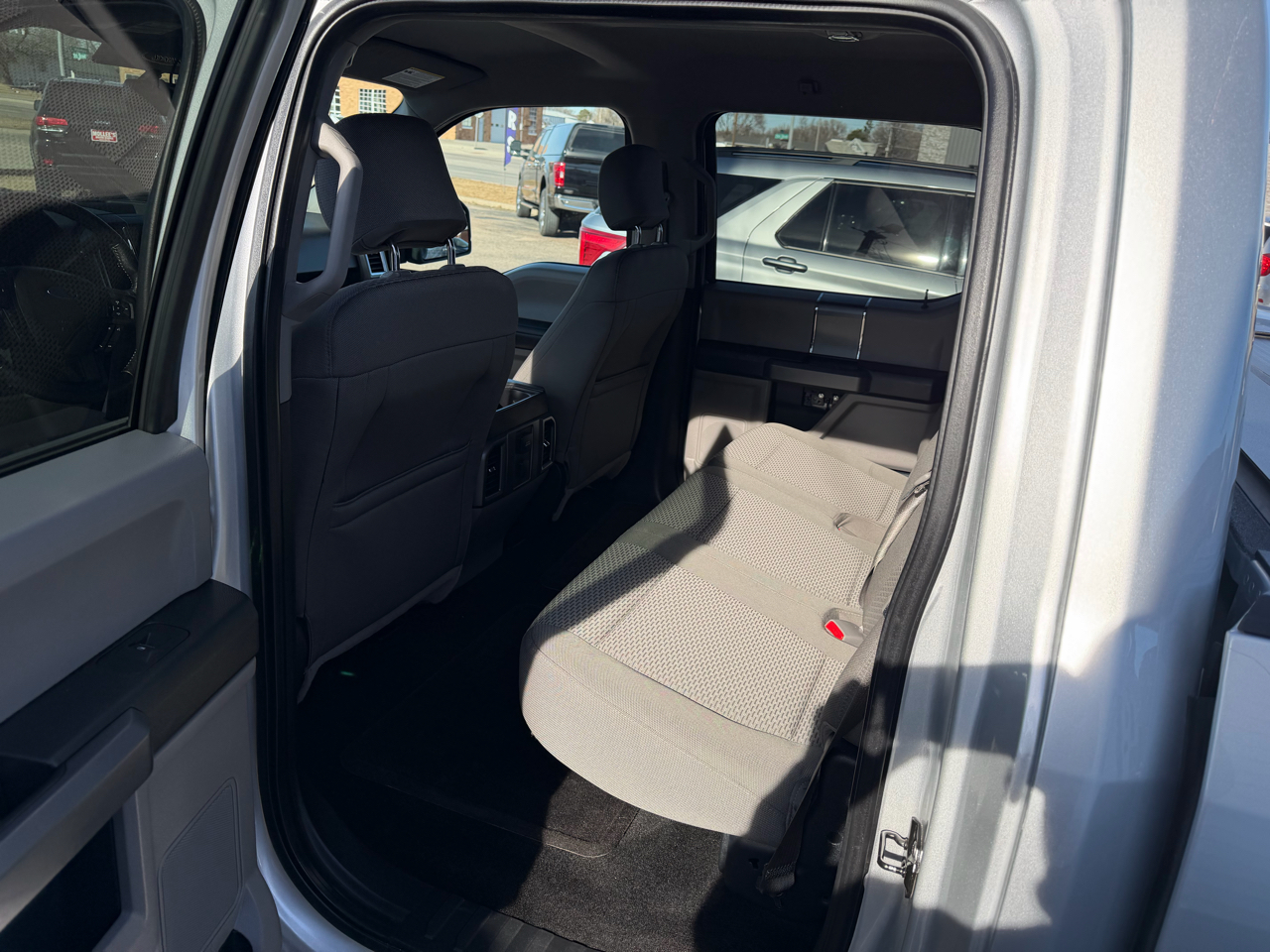 Ford F-150 4WD SuperCrew 157" XLT 2015