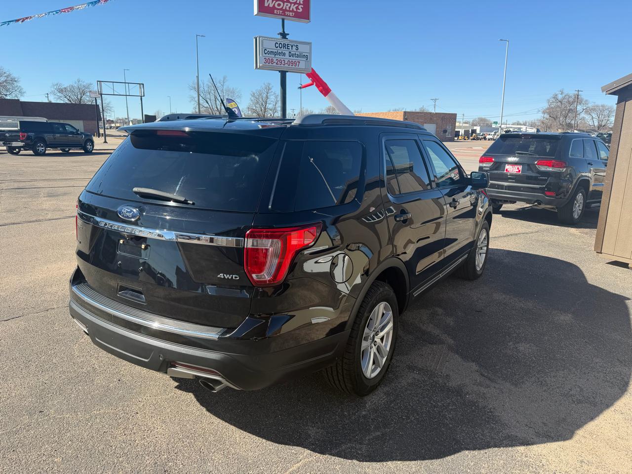 Ford Explorer 4dr 112" WB XLT 4WD 2018
