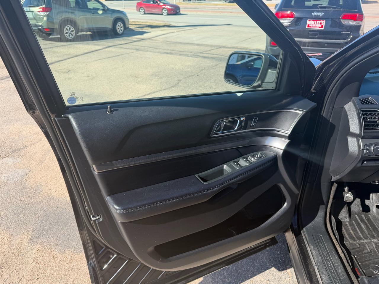 Ford Explorer 4dr 112" WB XLT 4WD 2018