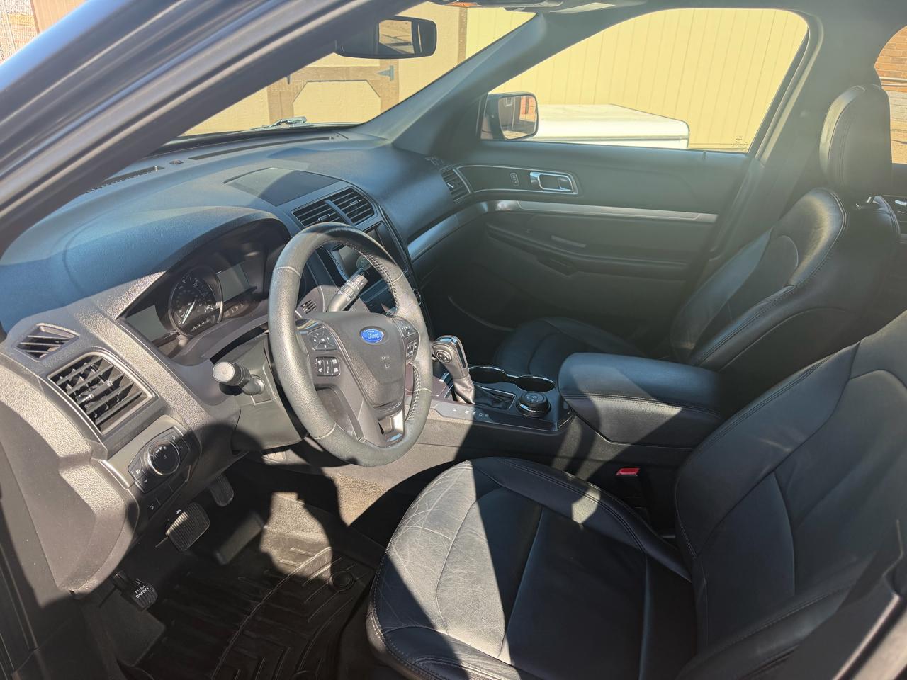 Ford Explorer 4dr 112" WB XLT 4WD 2018