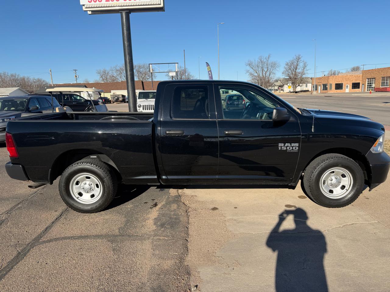 RAM 1500 Classic Tradesman Quad Cab 2WD 2022