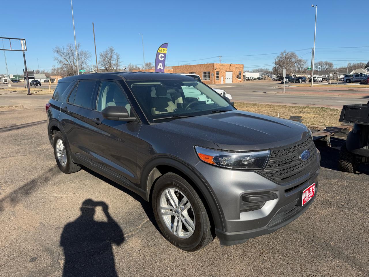 Ford Explorer 4WD 4dr Base 2023
