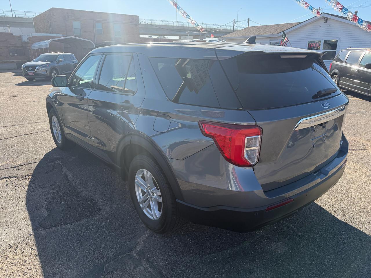 Ford Explorer 4WD 4dr Base 2023