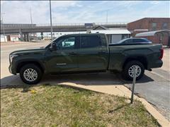 2022 Toyota Tundra 4WD Truck 