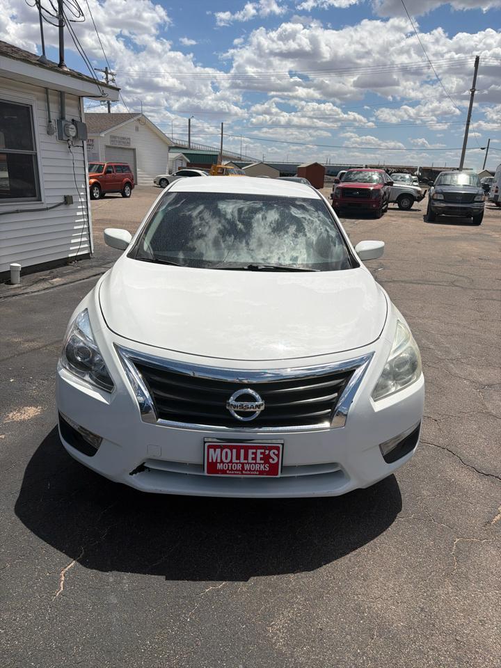 Nissan Altima 2.5 SV 2015