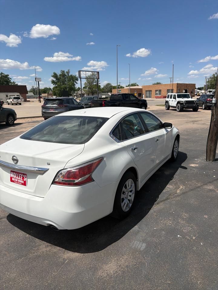 Nissan Altima 2.5 SV 2015