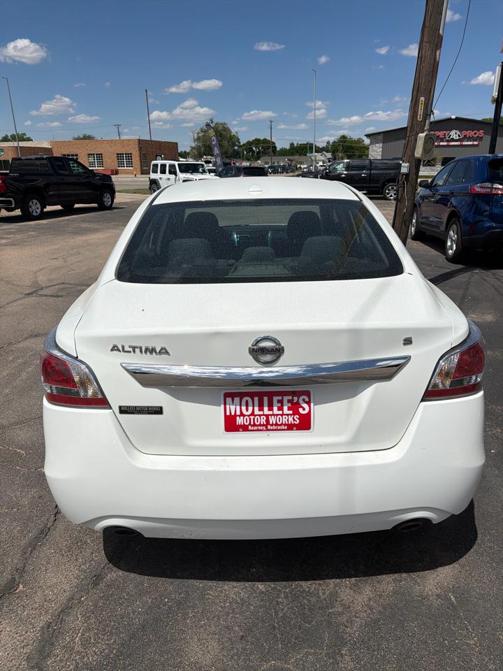 Nissan Altima 2.5 SV 2015