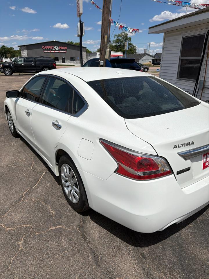 Nissan Altima 2.5 SV 2015