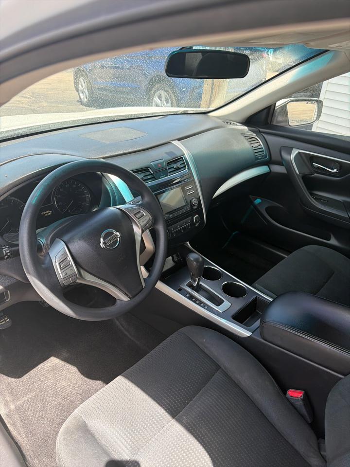 Nissan Altima 2.5 SV 2015