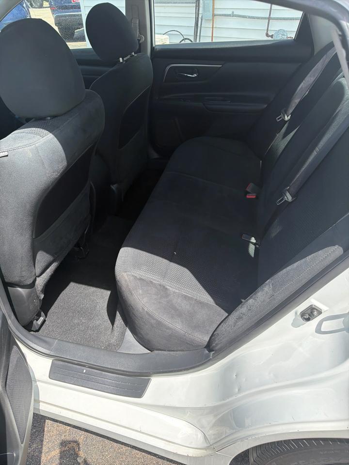 Nissan Altima 2.5 SV 2015