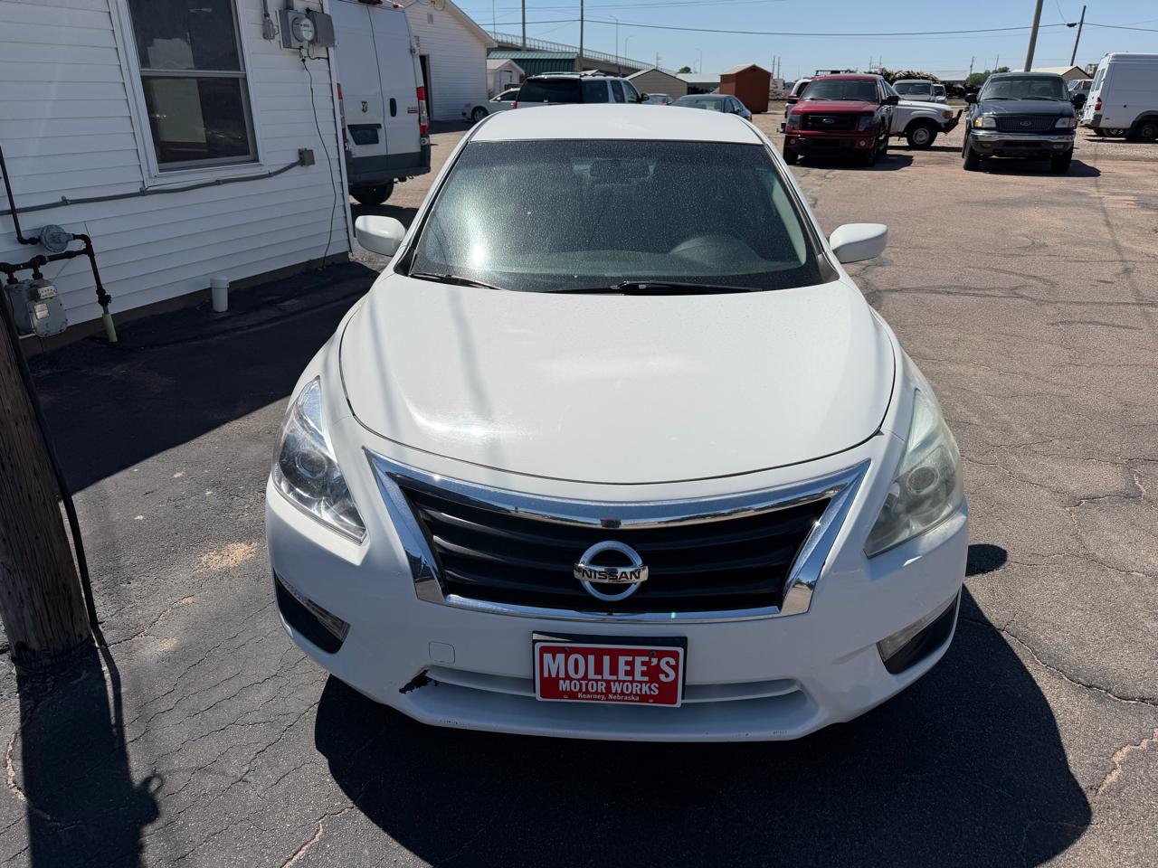 Nissan Altima 2.5 SV 2015