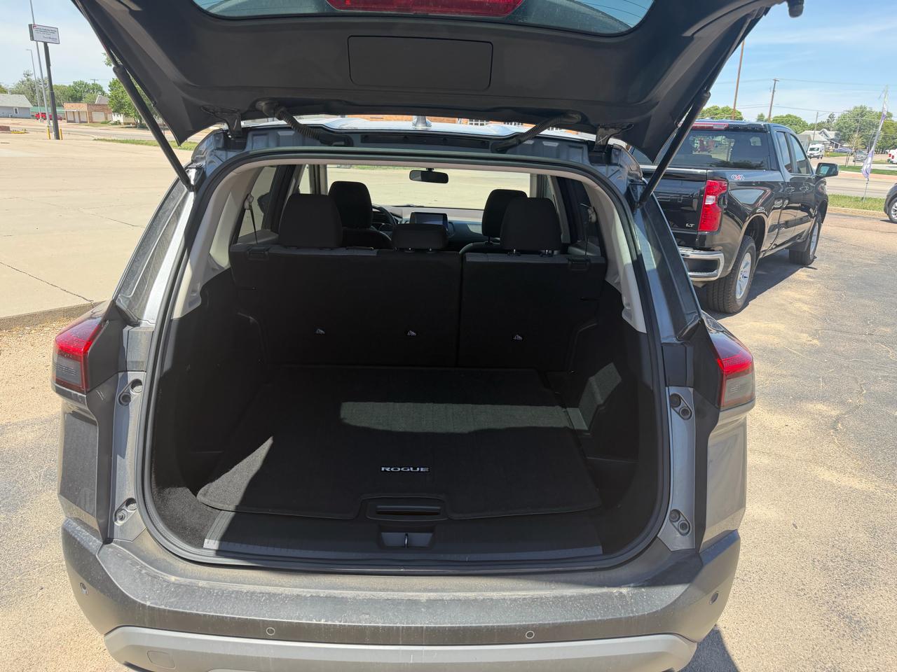 Nissan Rogue SV AWD 2021