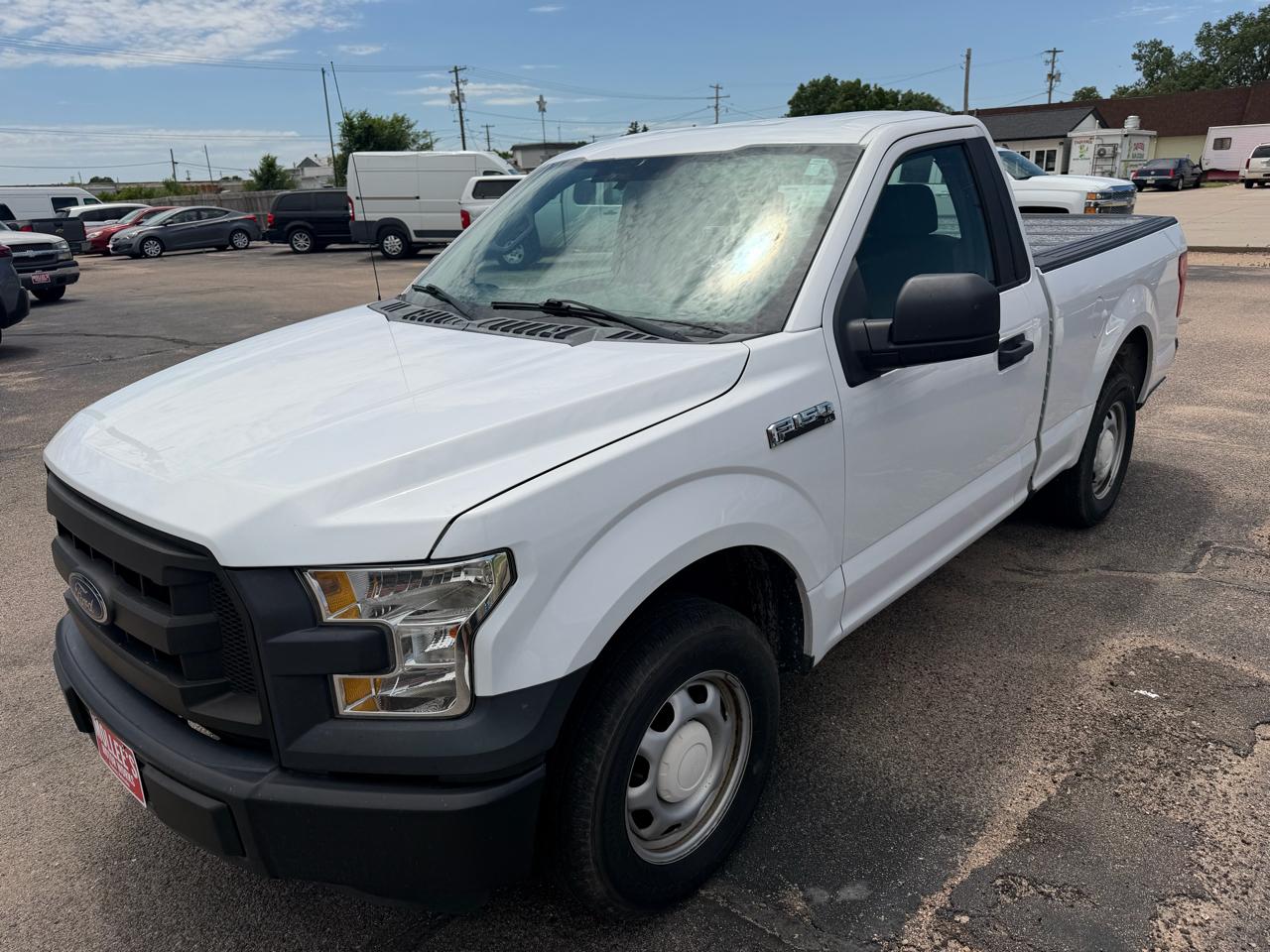Ford F-150 2WD Reg Cab 122.5" XL 2016
