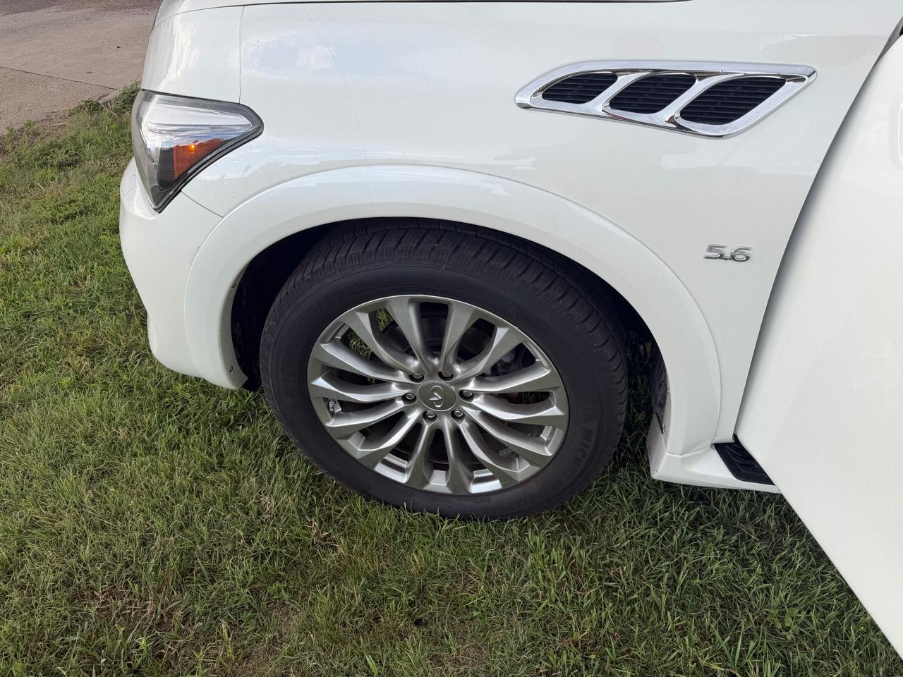 Infiniti QX80 4WD 4dr Limited 2016