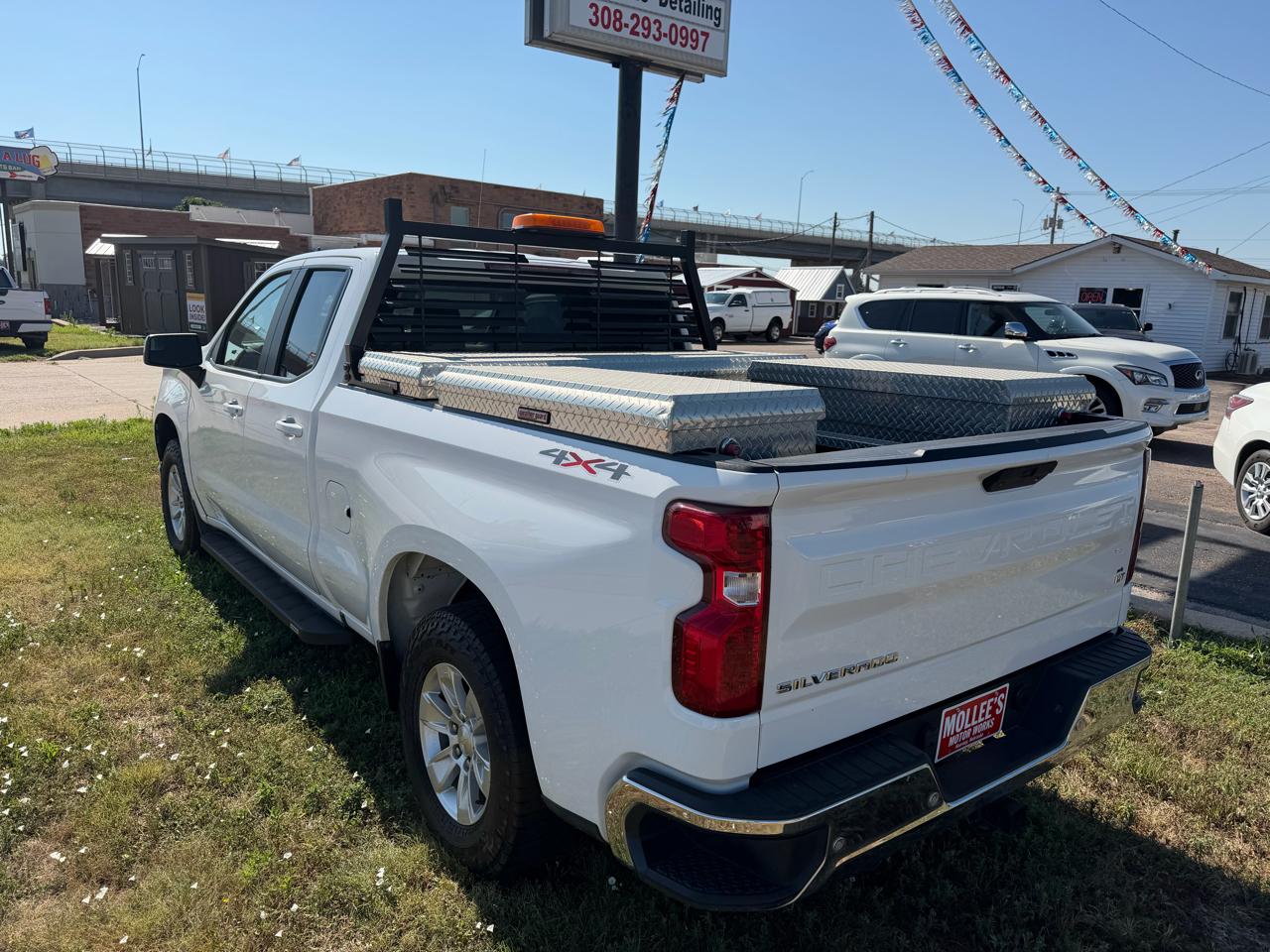 Chevrolet Silverado 1500 1LT Double Cab 4WD 2021