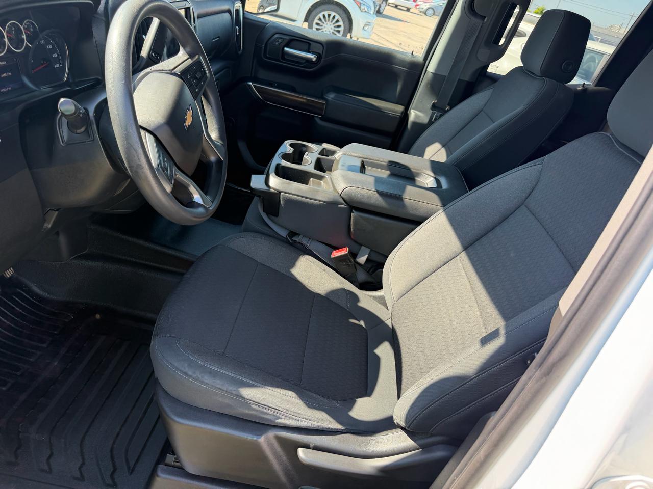 Chevrolet Silverado 1500 1LT Double Cab 4WD 2021
