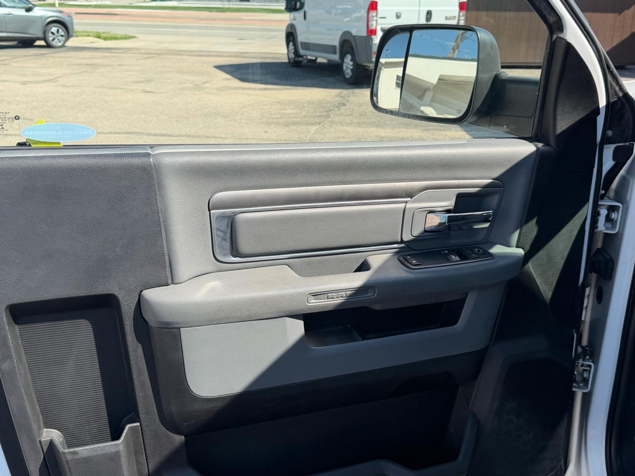 RAM 2500 Tradesman Regular Cab 4WD 2018