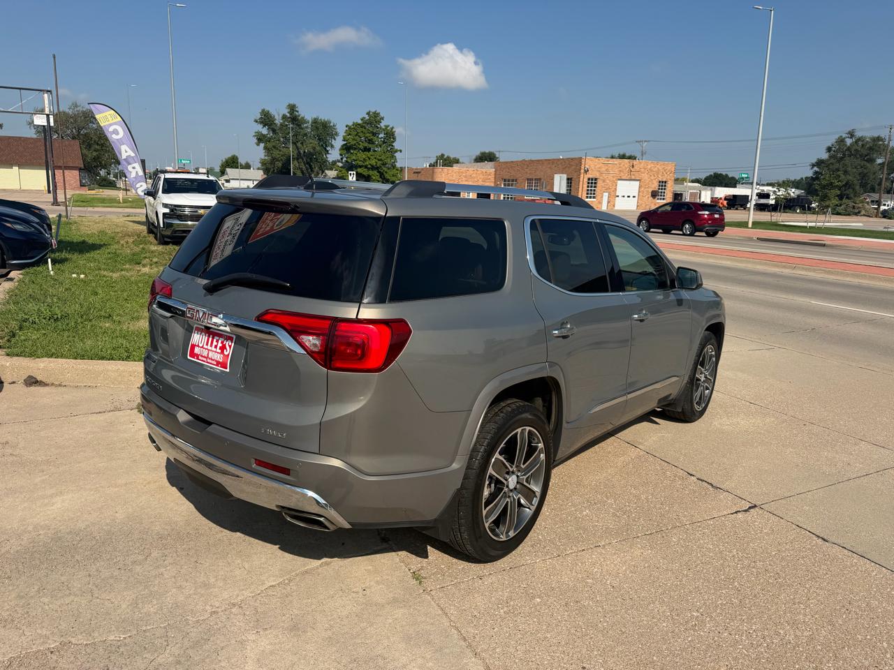 GMC Acadia Denali AWD 2019