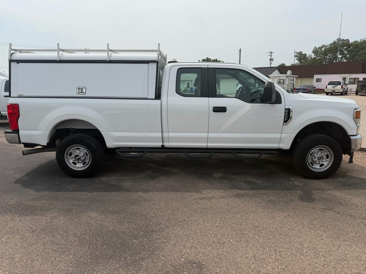 Ford F-250 SD XL SuperCab Long Bed 4WD 2021