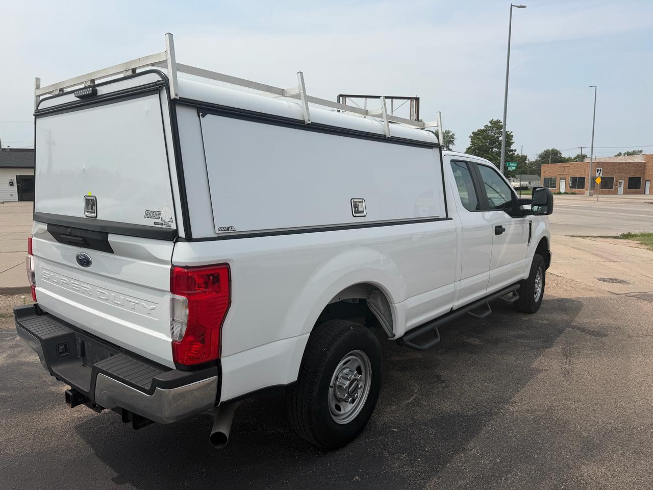 Ford F-250 SD XL SuperCab Long Bed 4WD 2021