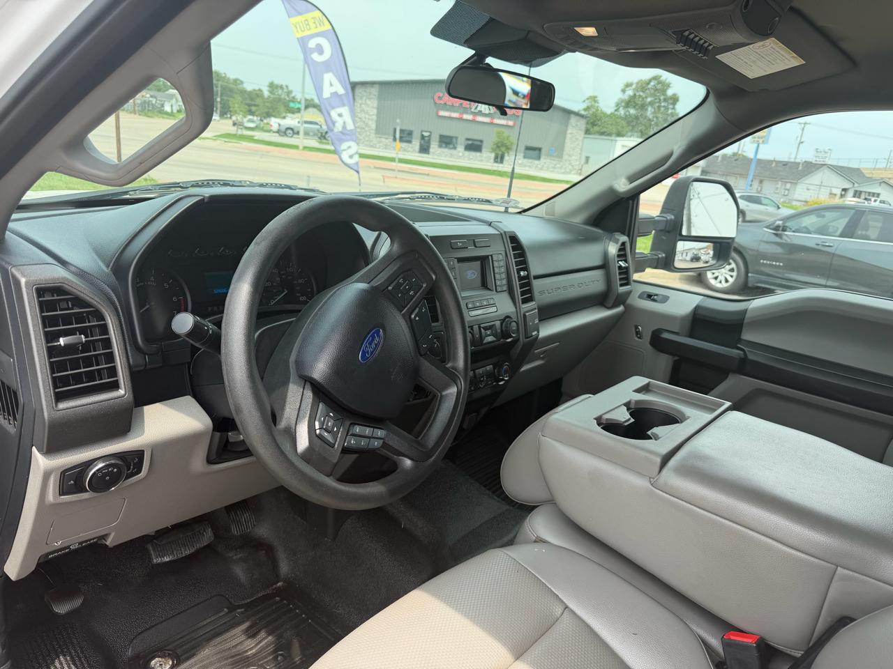 Ford F-250 SD XL SuperCab Long Bed 4WD 2021