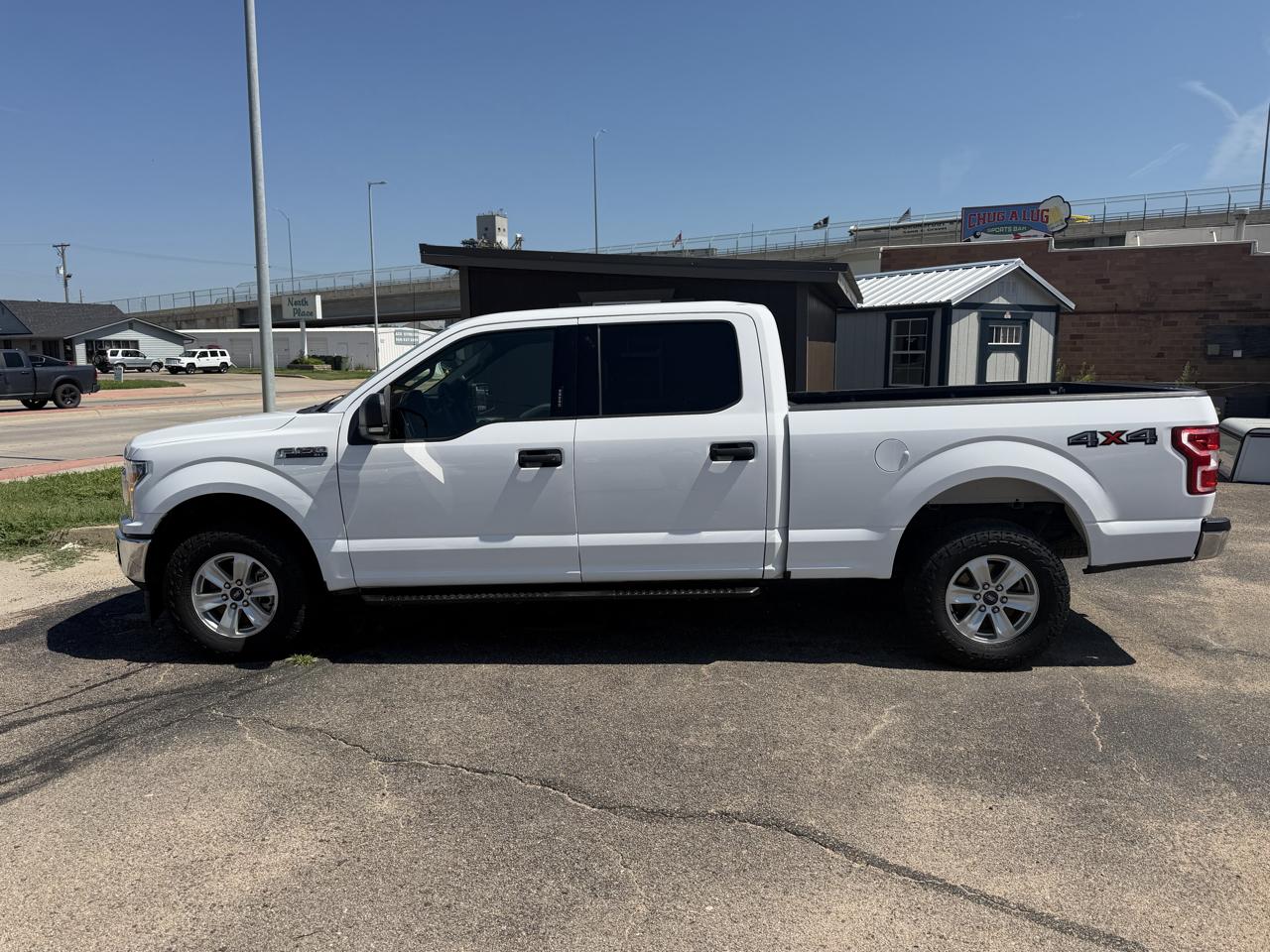 Ford F-150 4WD SuperCrew 150" XLT 2019