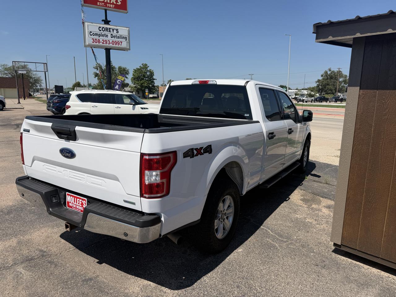 Ford F-150 4WD SuperCrew 150" XLT 2019