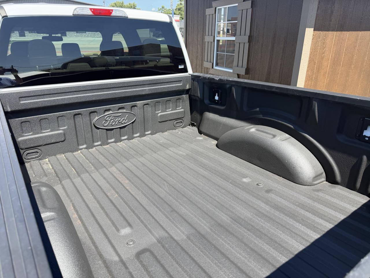 Ford F-150 4WD SuperCrew 150" XLT 2019