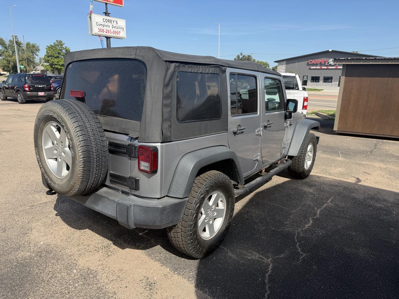 Jeep Wrangler Unlimited Sport 4WD 2016
