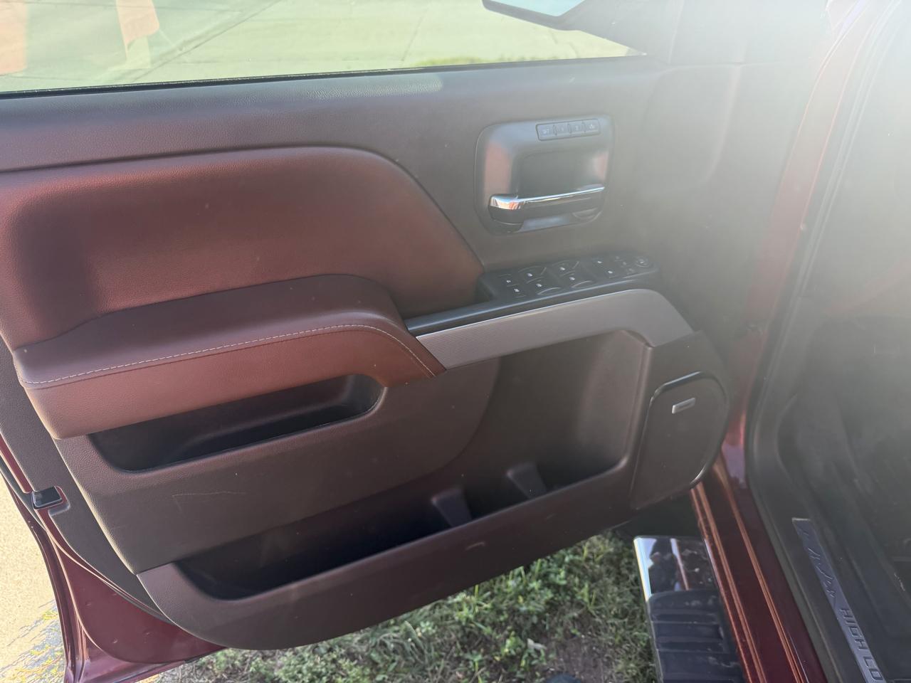 Chevrolet Silverado 1500 4WD Crew Cab 147" High Country 2016