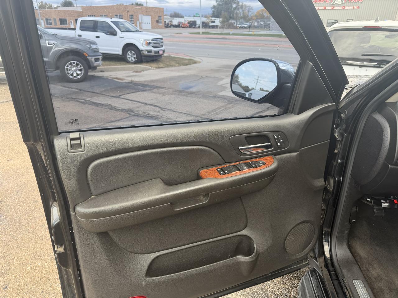 Chevrolet Avalanche LTZ 4WD 2008