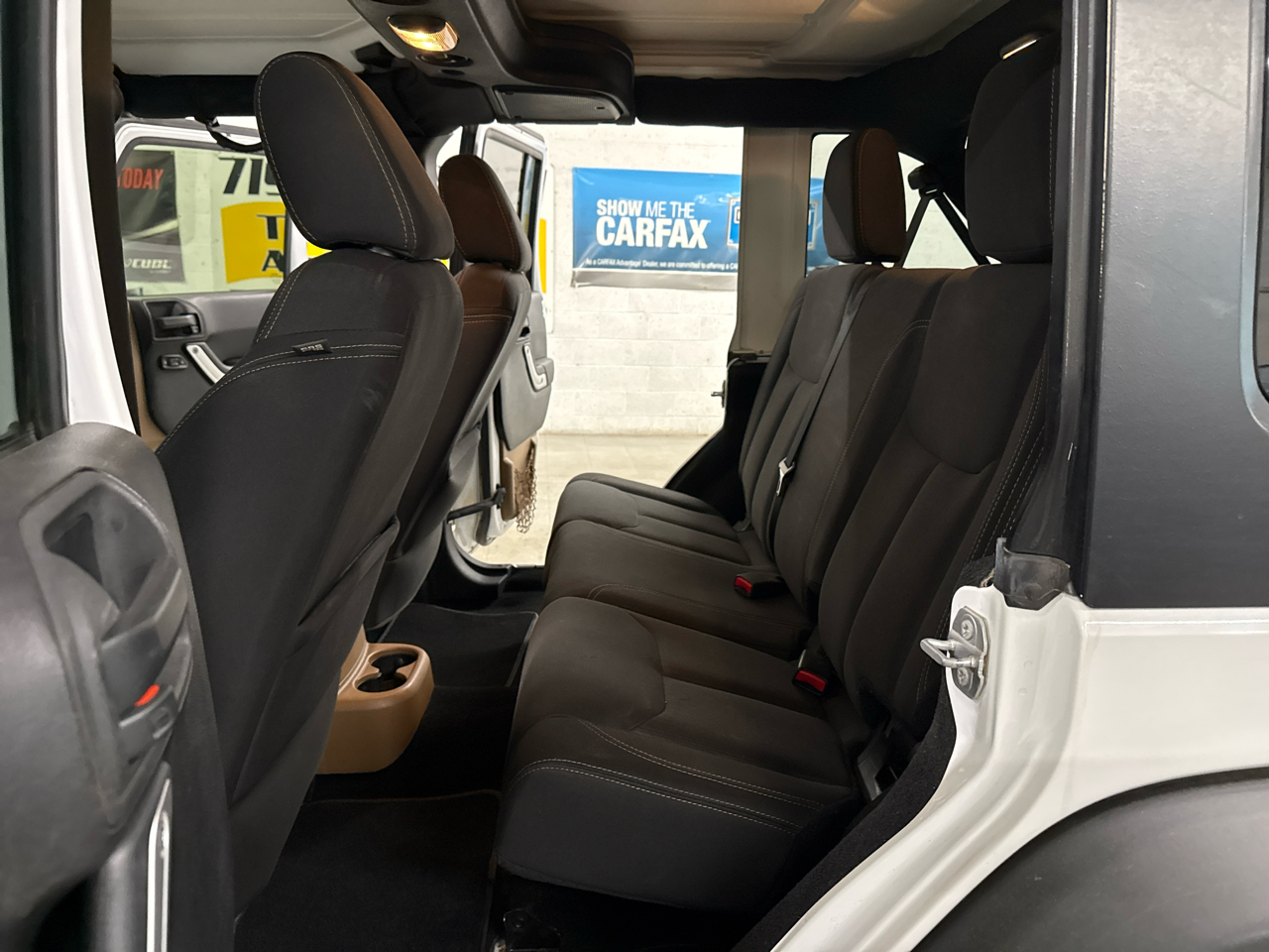 Jeep Wrangler Unlimited Rubicon 4WD 2015